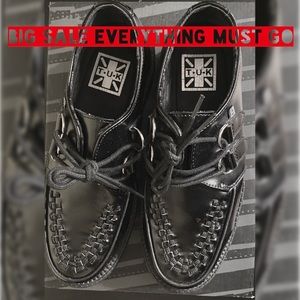 TUK CREEPERS